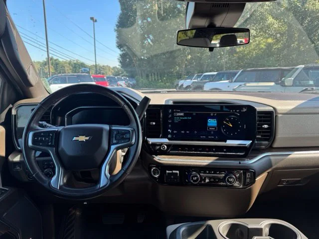 Used 2023 Gray Chevrolet LT image 14
