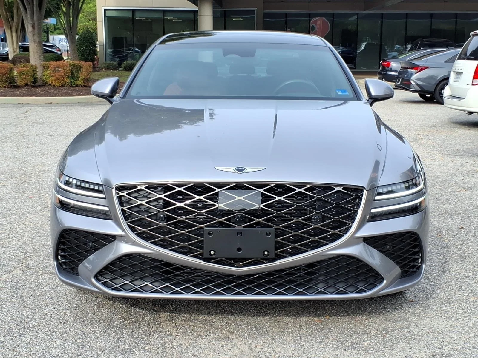 Certified Used 2025 Savile Silver Genesis 2.5T Sport Prestige image 2