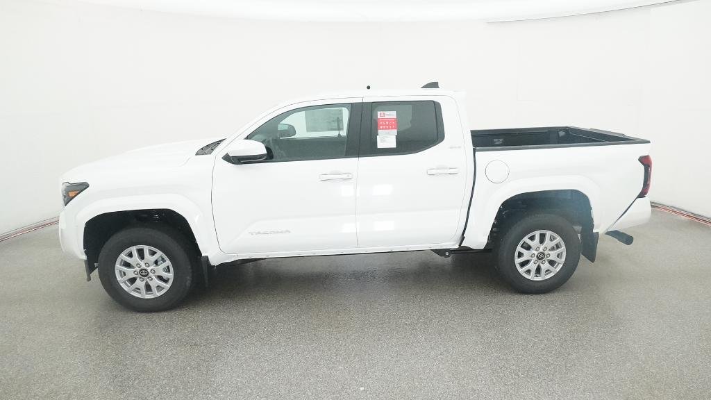 2025 Toyota Tacoma SR5 - Photo 7