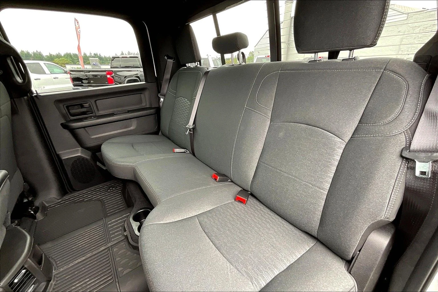 2025 RAM 2500 Tradesman - Photo 10