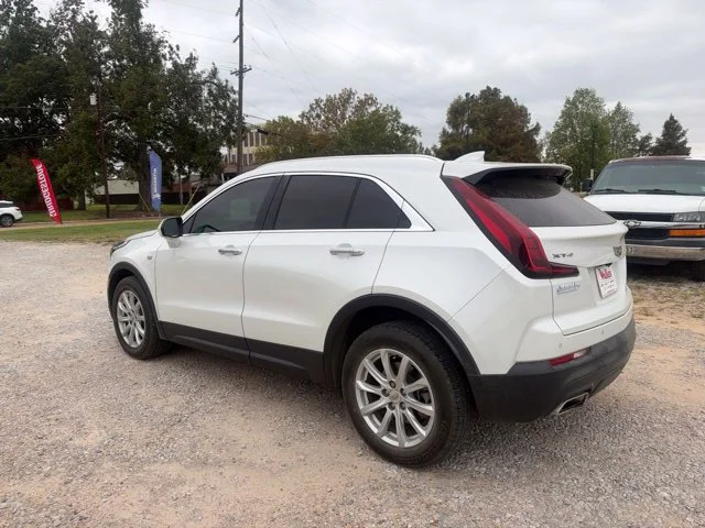 Used 2022 White Cadillac Luxury image 10