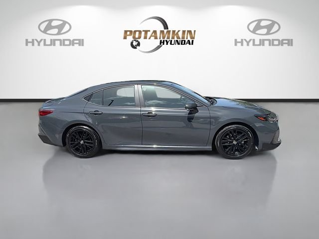 Used 2025 Gray Toyota SE image 4