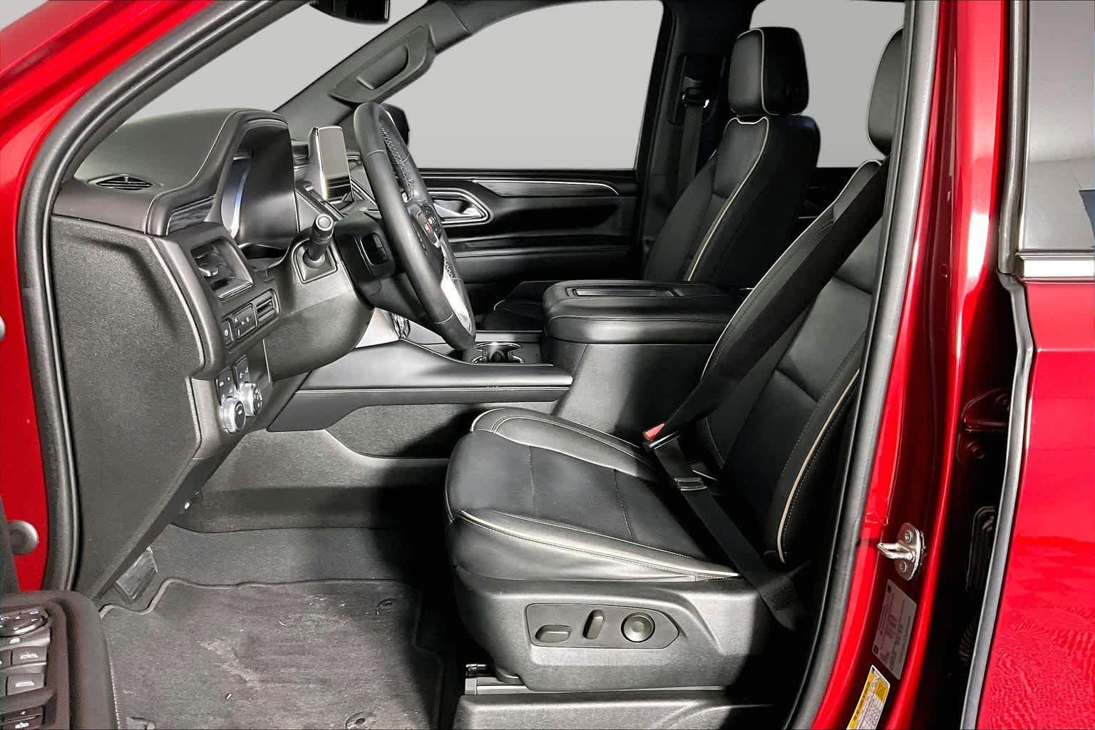 2023 GMC Yukon XL SLT - Photo 8