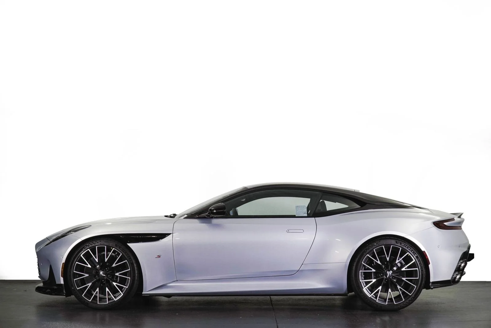 New 2026 Silver Aston Martin  image 29