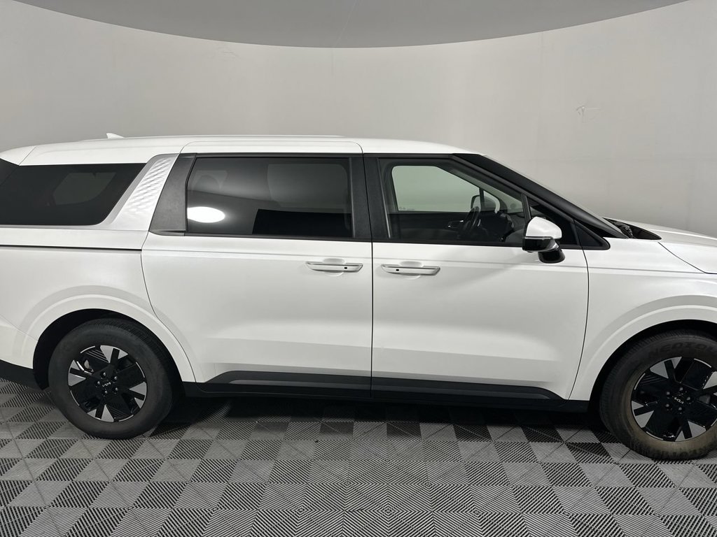 Certified Used 2026 White Kia LXS image 18