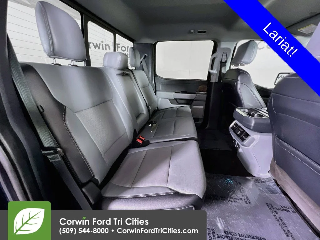 Used 2022 Atlas Blue Metallic Ford Lariat image 16