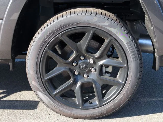 New 2026 Granite Crystal Metallic Clear-Coat Exterior Paint RAM Laramie image 19