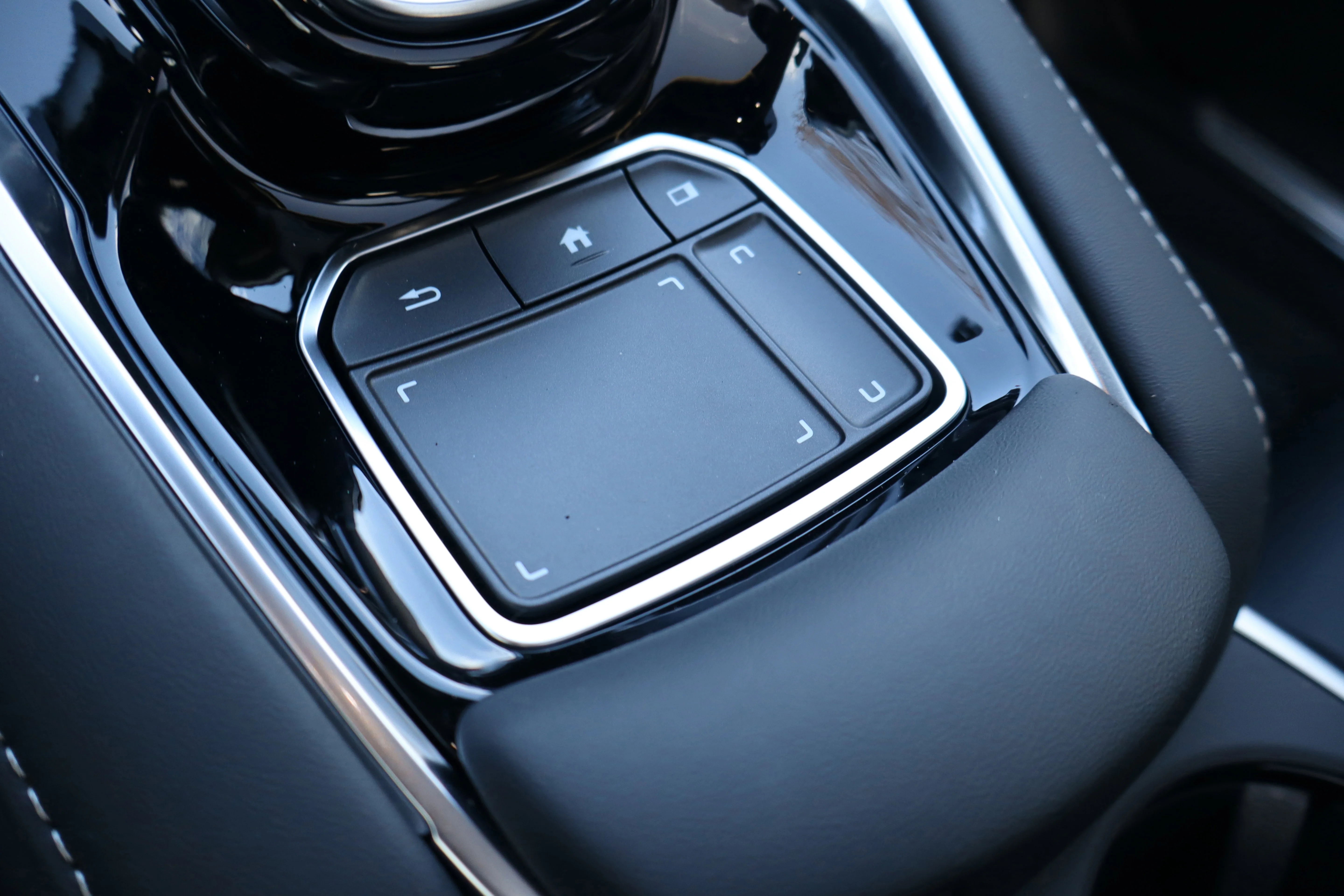 New 2026 Majestic Black Pearl Acura w/Technology Package image 20