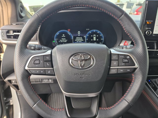 Used 2025  Toyota XSE image 20