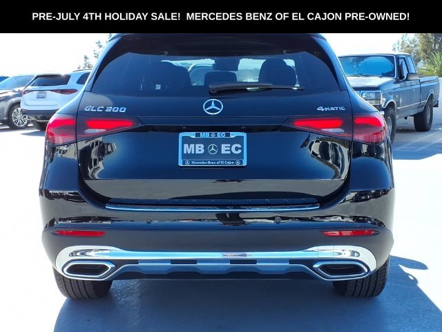 Certified Used 2026 Black Mercedes-Benz GLC 300 image 23