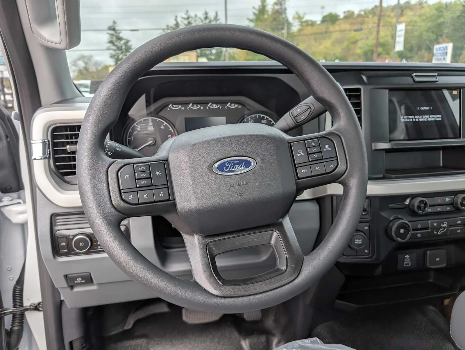 2026 Ford F-350 Super Duty Chassis Cab XL - Photo 27