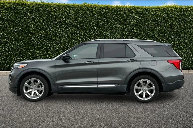 Used 2020 Gray Ford Platinum image 6