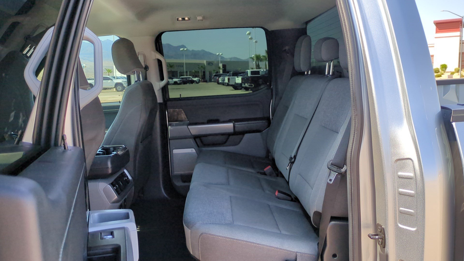 Used 2024 Silver Metallic Ford Flash image 26