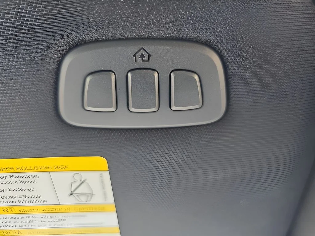 2025 Ford F-150 Platinum - Photo 28
