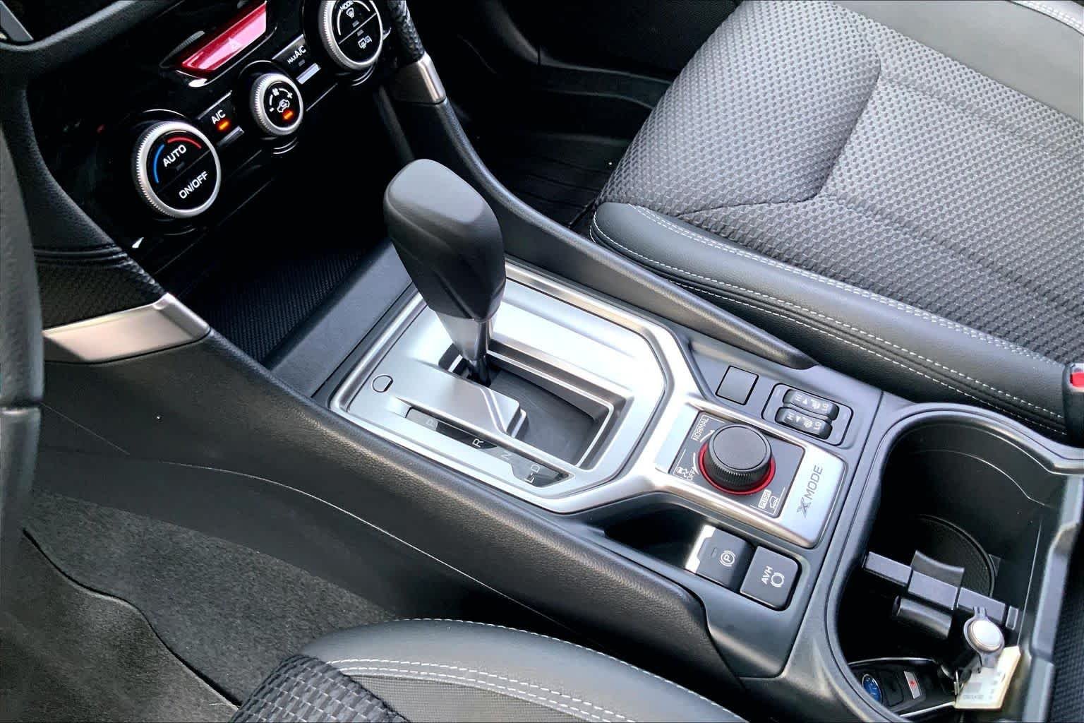 Used 2020 Ice Silver Metallic Subaru Premium image 17
