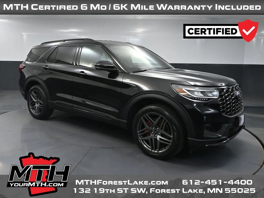 Certified Used 2025 Black Ford ST-Line image 1
