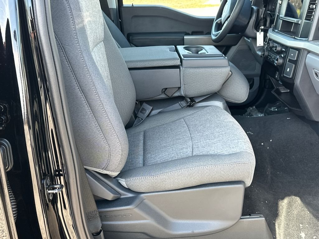 New 2026 Agate Black Metallic Ford F-250® XL image 13