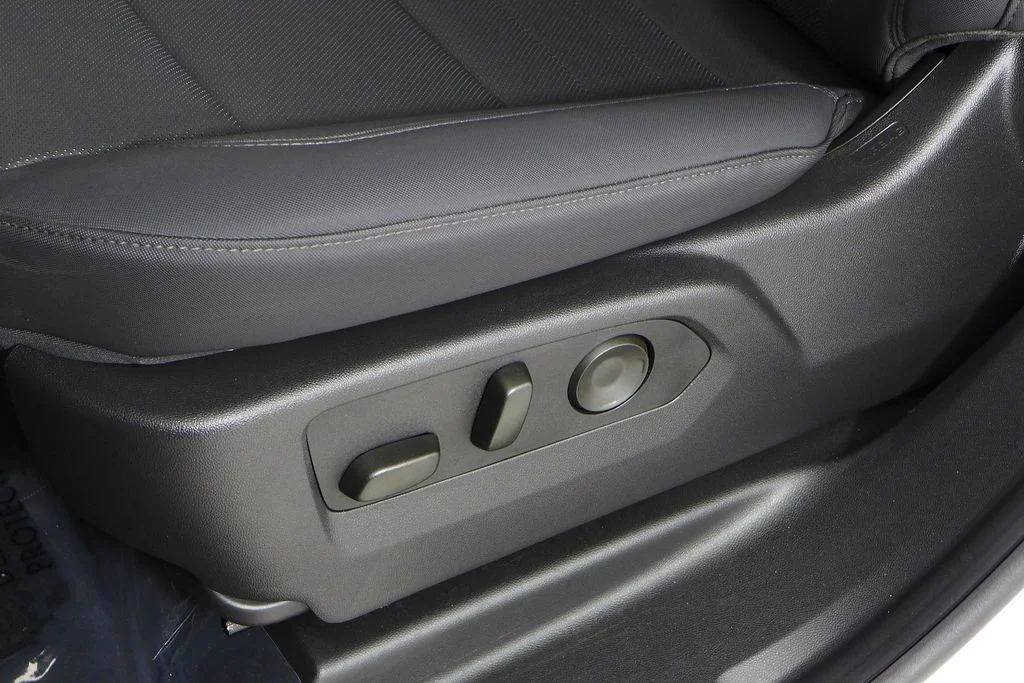 Used 2025 White GMC 3X image 11