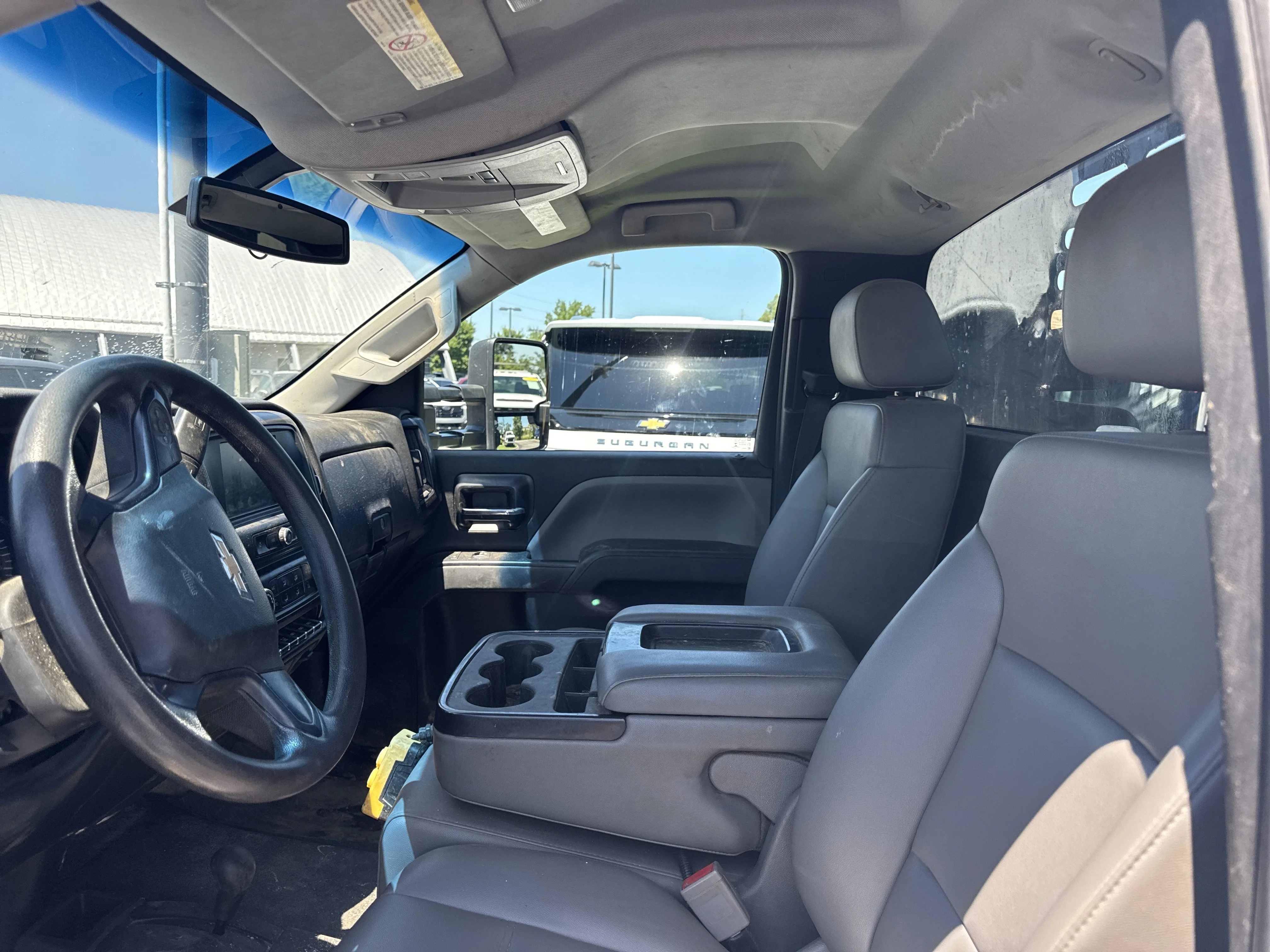 Used 2019 Summit White Chevrolet WT image 12