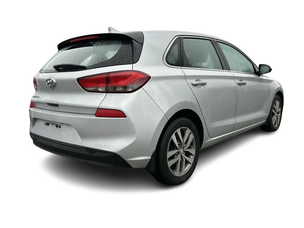 Used 2018 Space Black Pearl Hyundai GL Dilawri Certified   Clean Title   Local BC image 14