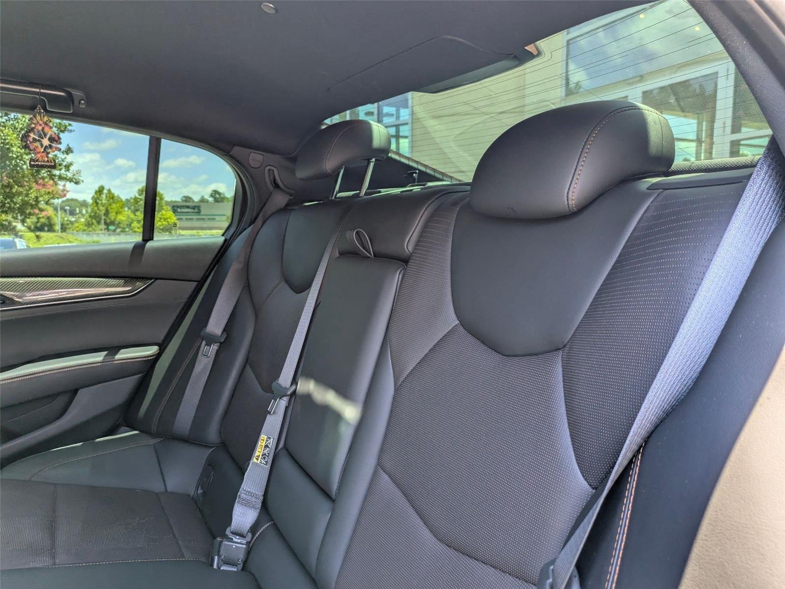 Used 2021 Black Raven Cadillac Sport image 27