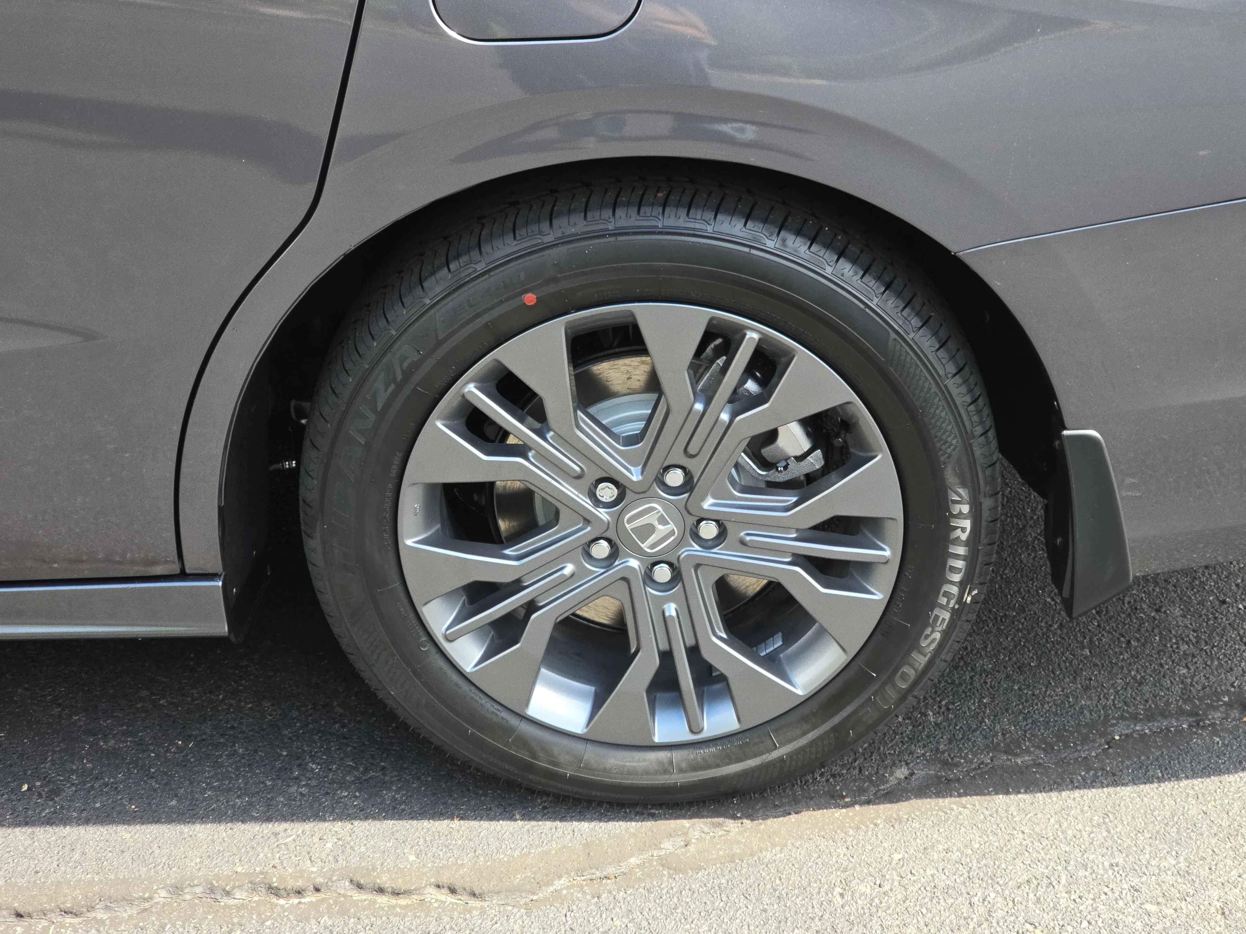 New 2026 Modern Steel Metallic Honda Touring image 35