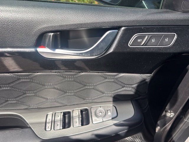Used 2020 Steel Graphite Hyundai Limited image 13