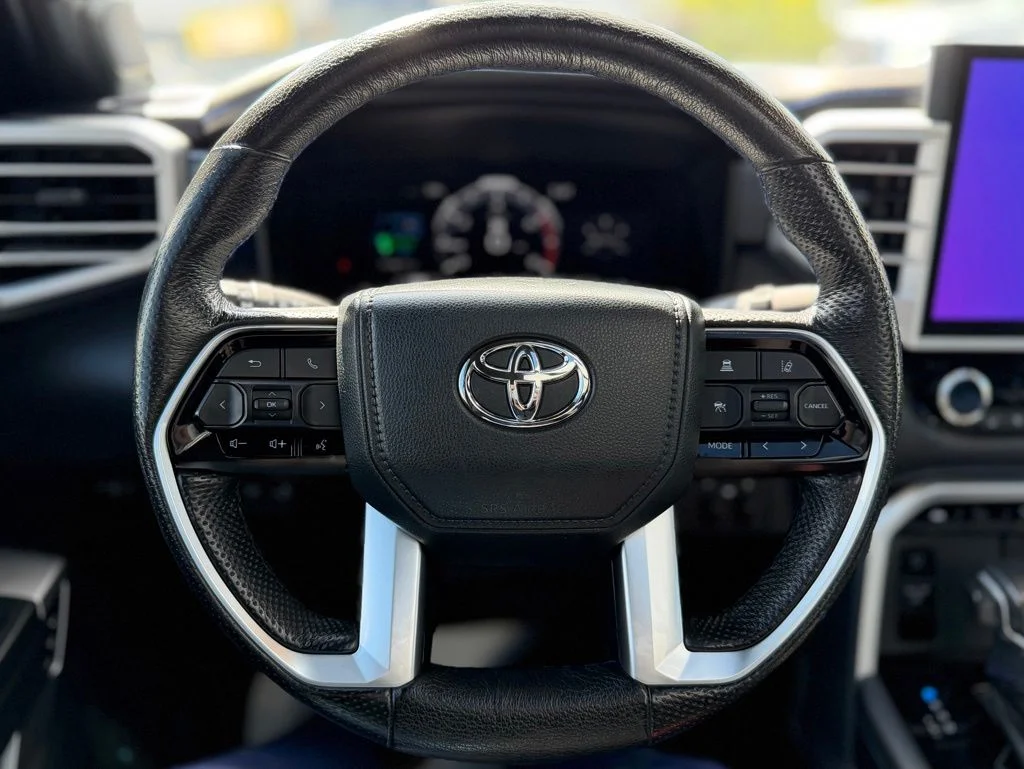 Used 2024 Silver Toyota Platinum image 11