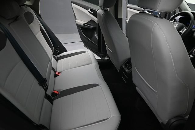 Used 2023 Gray Volkswagen 1.5T SE image 18