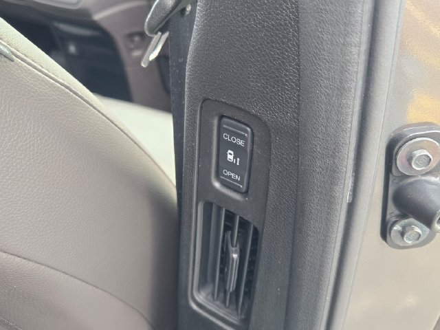Used 2019 Gray Honda EX-L image 10