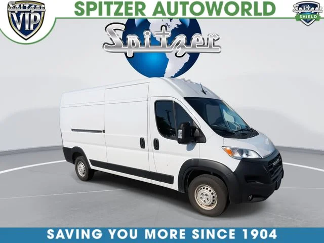 Used 2025 White Ram High Roof image 3