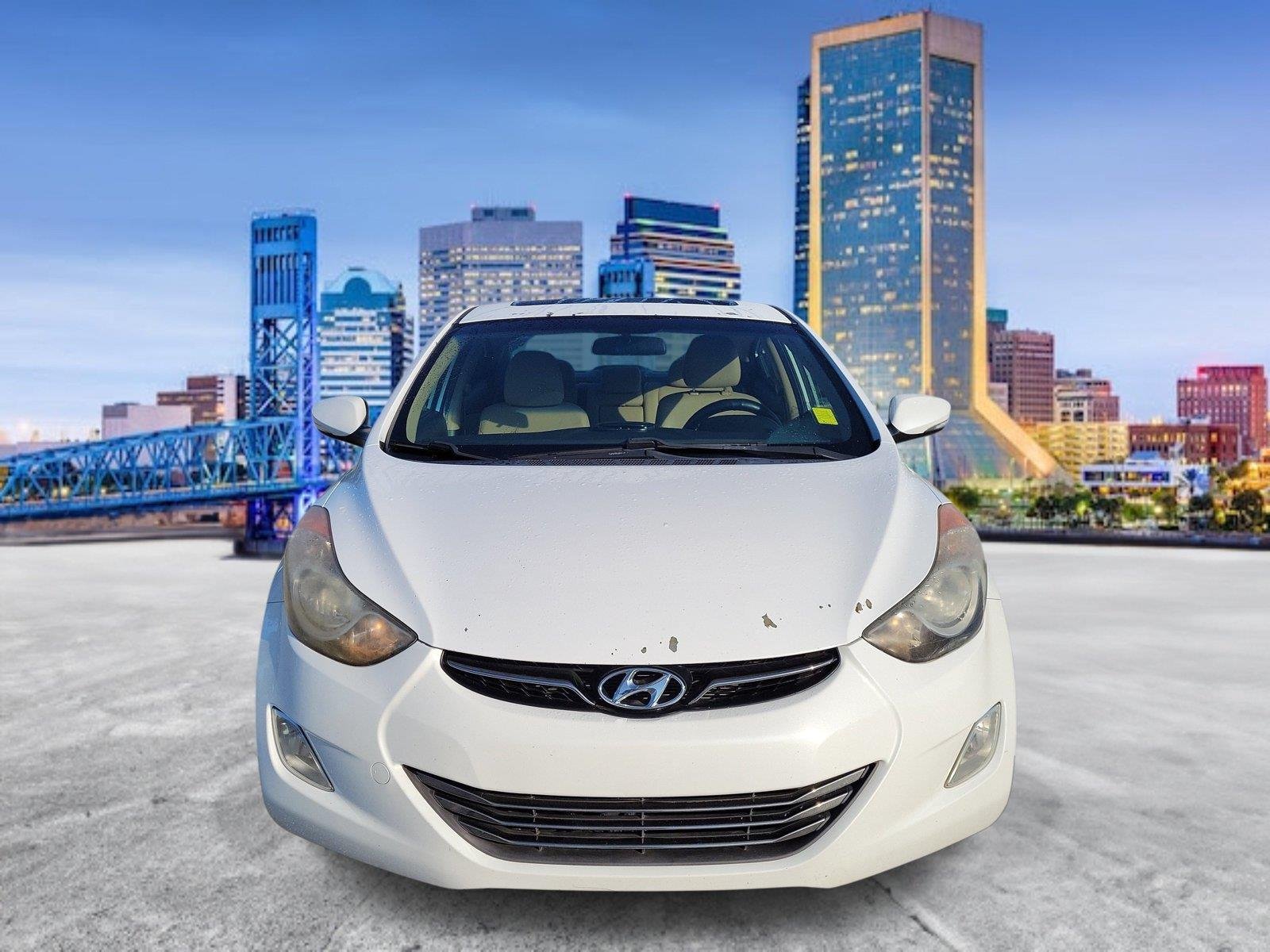 Used 2013 Shimmering White Hyundai Limited image 5