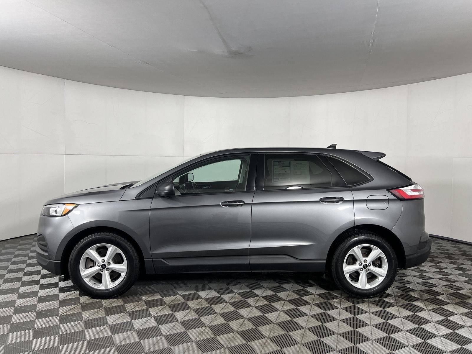 Used 2023 Carbonized Gray Ford SE image 10