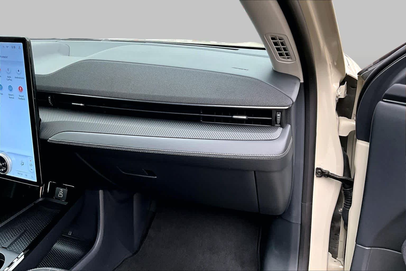 Used 2025 Desert Sand Ford Select image 21