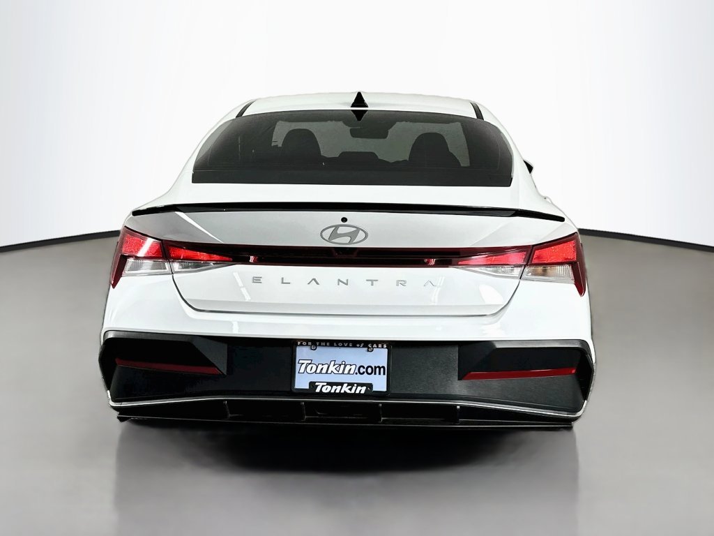 Used 2025 Serenity White Hyundai SEL Sport image 6