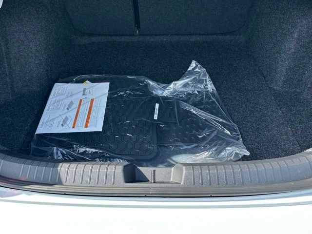 New 2026 Pure White Volkswagen 2.0T Autobahn image 17