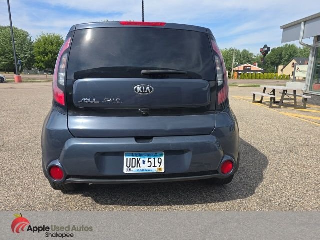 Used 2016 Blue Kia Exclaim image 4