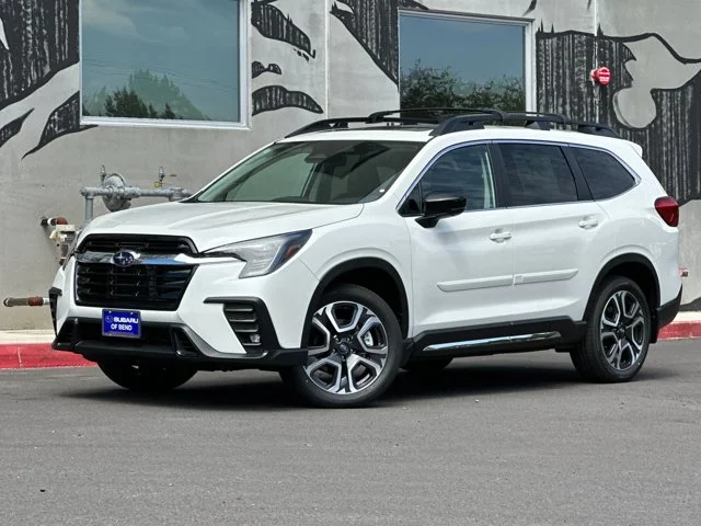 New 2026 CRYSTAL WHITE PEARL Subaru Limited 7-Passenger image 32