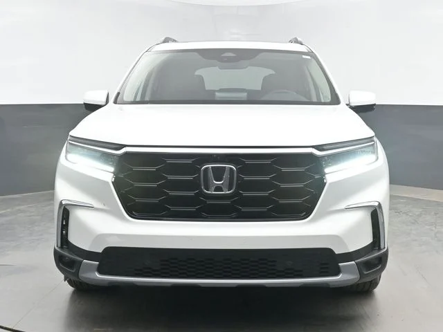Used 2025 Platinum White Pearl Honda AWD Elite image 3