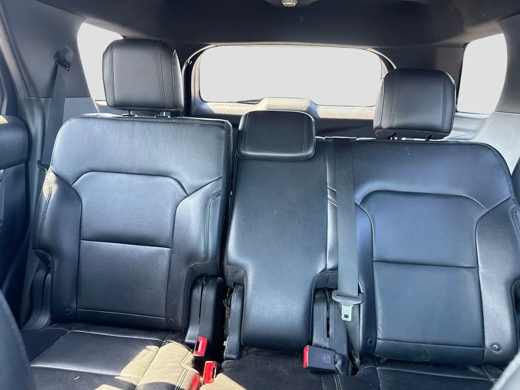 Used 2018 Red Ford XLT image 19