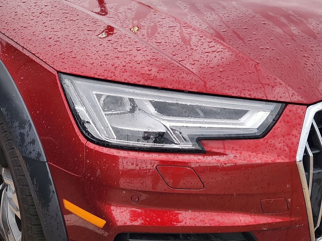 Used 2018  Audi Tech Premium Plus image 9