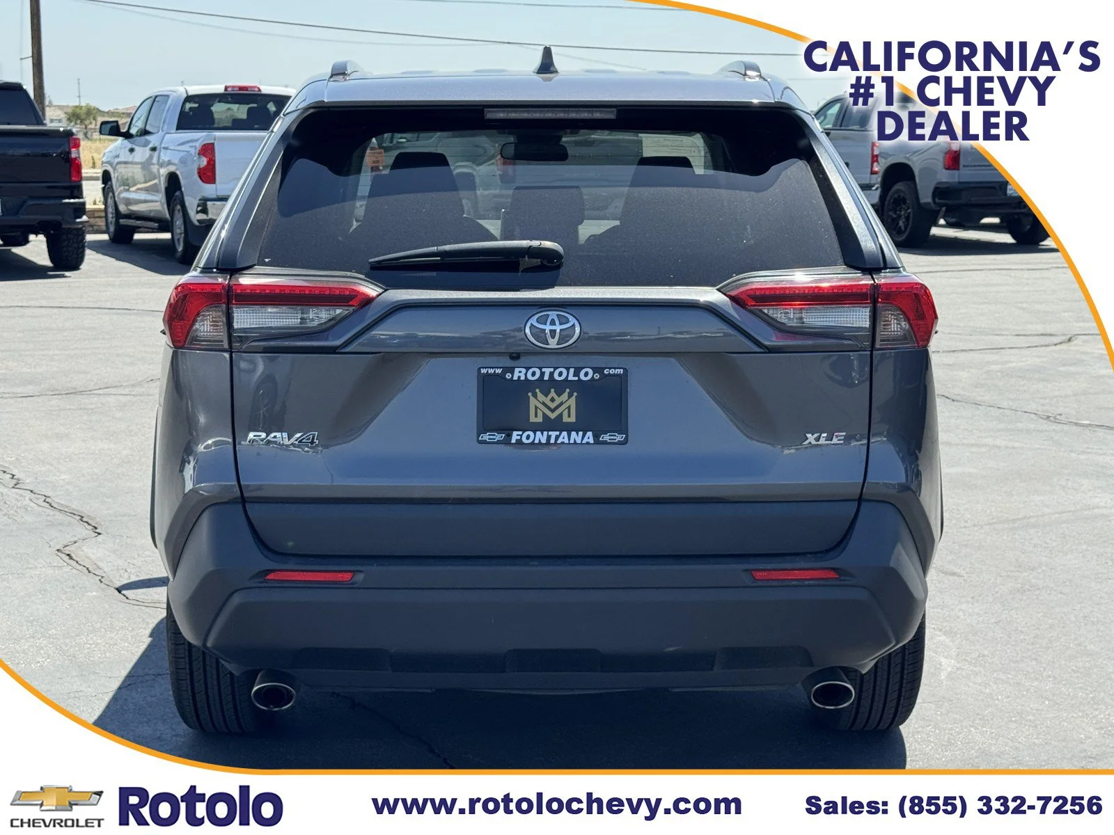 Used 2024 MAGNETIC GRAY MET Toyota XLE image 5