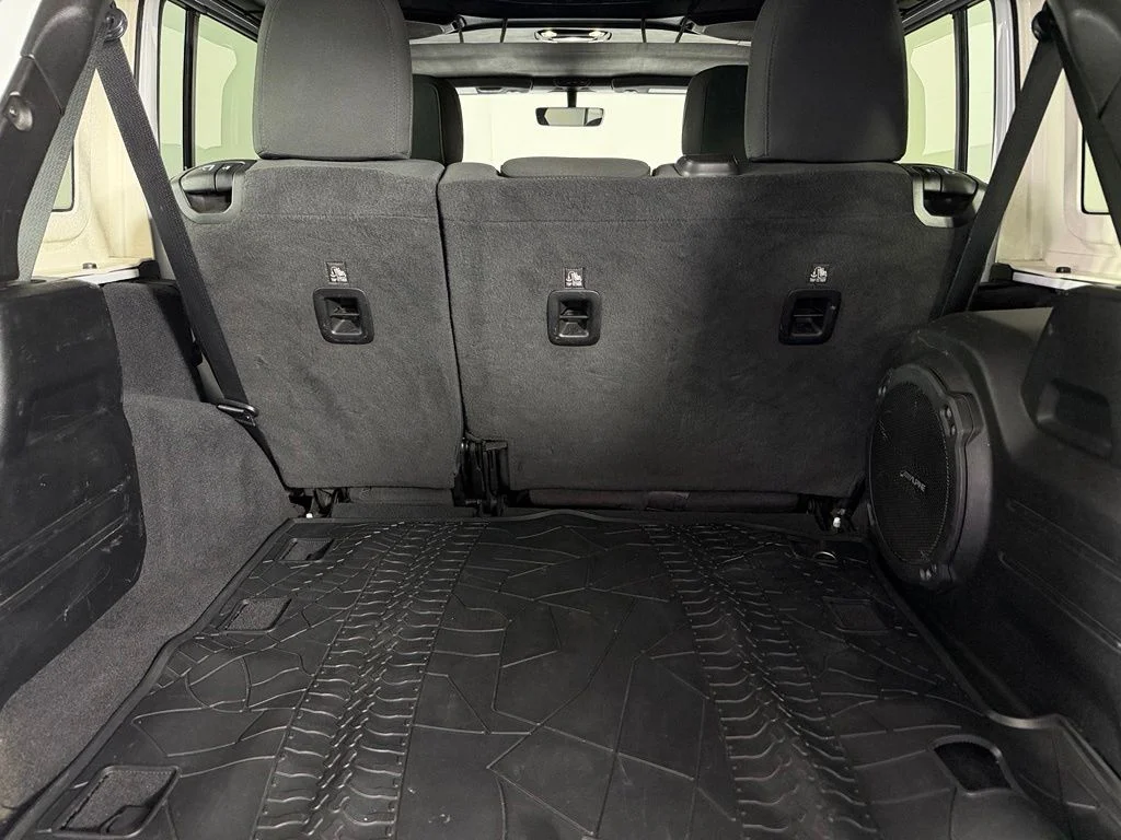 Used 2021 White Jeep Unlimited Willys image 25