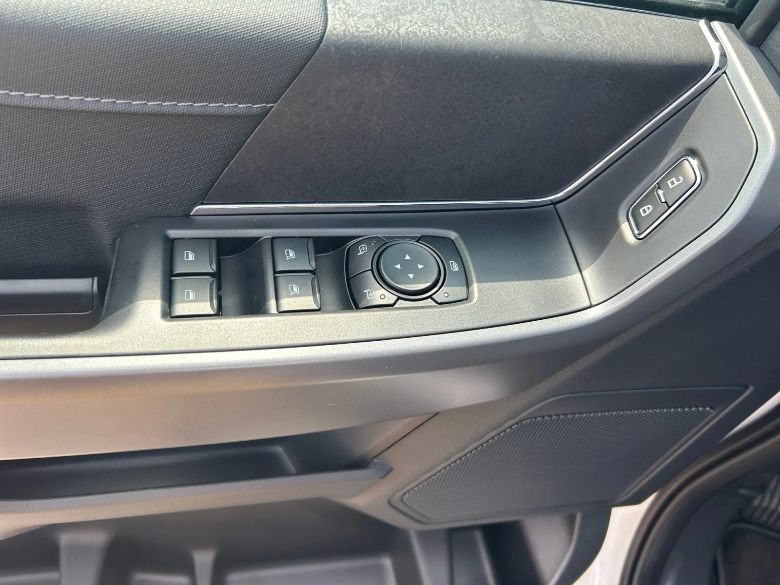 New 2026 Oxford White Ford XLT image 17