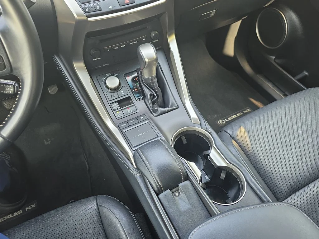 Used 2015 Silver Lexus 200t image 28