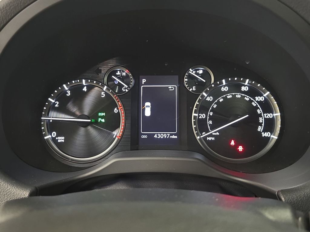 2022 Lexus GX Base - Photo 18