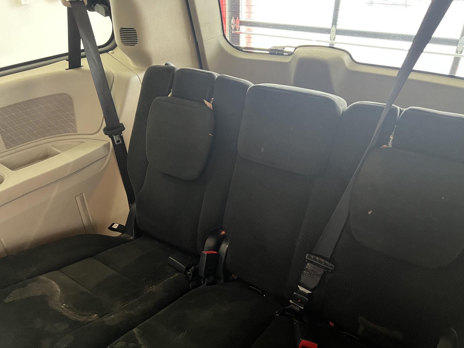 2016 Dodge Grand Caravan SXT - Photo 29