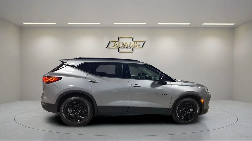2025 Chevrolet Blazer 2LT - Photo 8