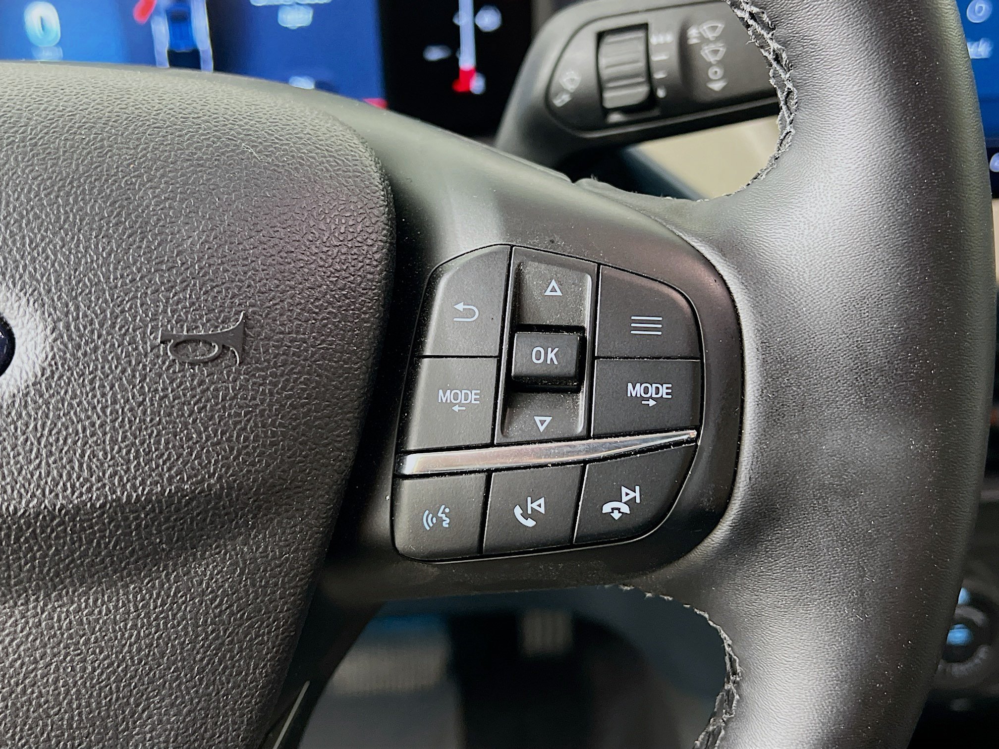 Used 2026 Black Ford LARIAT image 32