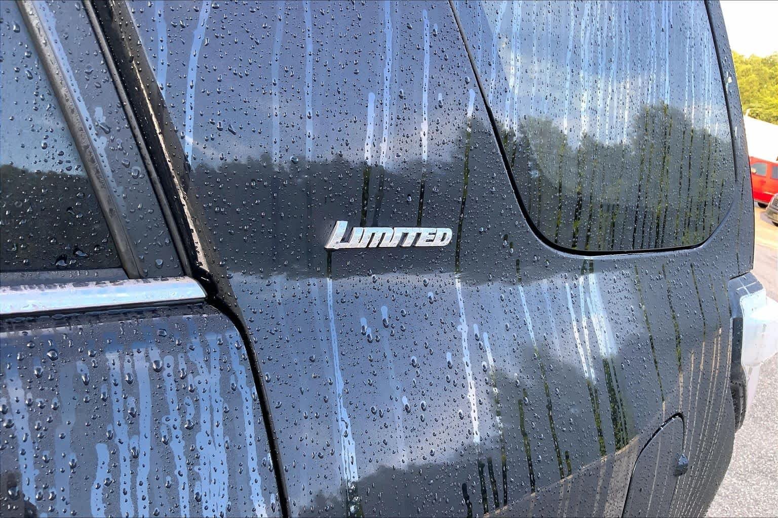 Used 2022 Midnight Black Metallic Toyota Limited image 30